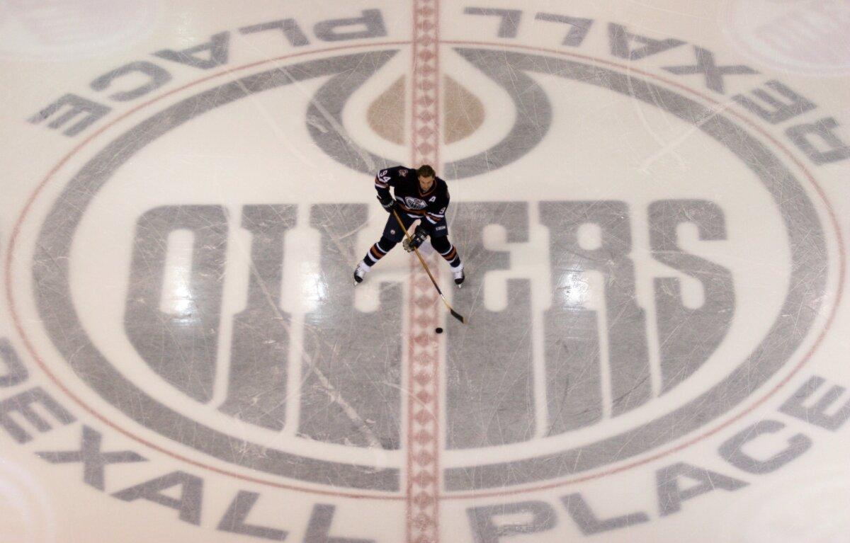 Ryan Smyth #94 of the Edmonton Oilers skates across an Oilers logo during warm-up before NHL action against the Detroit Red Wings in game three of the Western Conference Quarterfinals at Rexall Place in Edmonton, Alberta, Canada, on April 25, 2006 (Tim Smith/Getty Images)