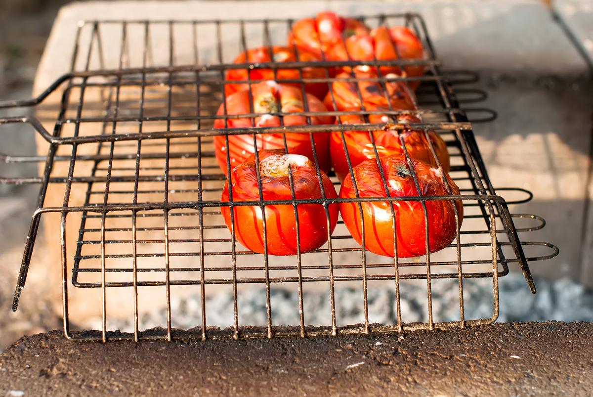 Smoked Tomato Raisins