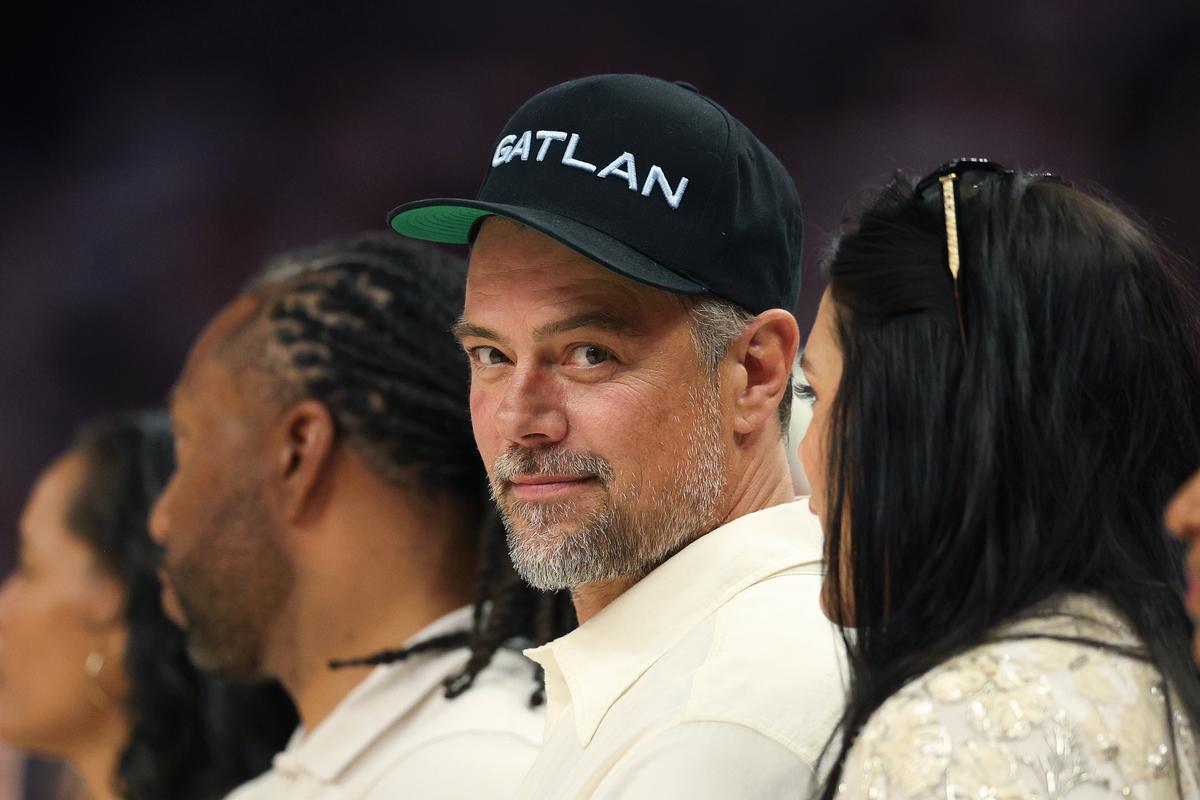 Josh Duhamel Donates Equipment to LAFD Firefighters, Citing Deep Respect for First Responders