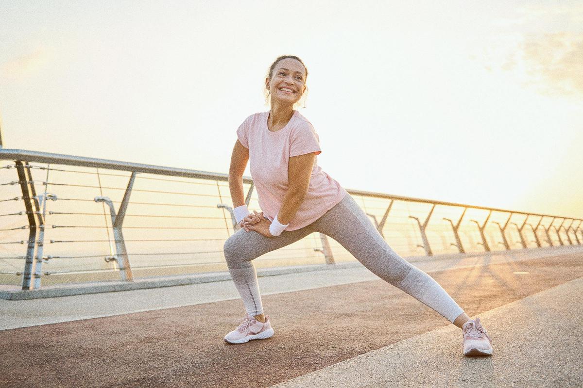 Stretching Exercises for Kidney Health and to Combat Hair Loss and Graying