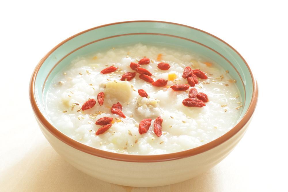 Goji berry porridge. (jreika/Shutterstock)