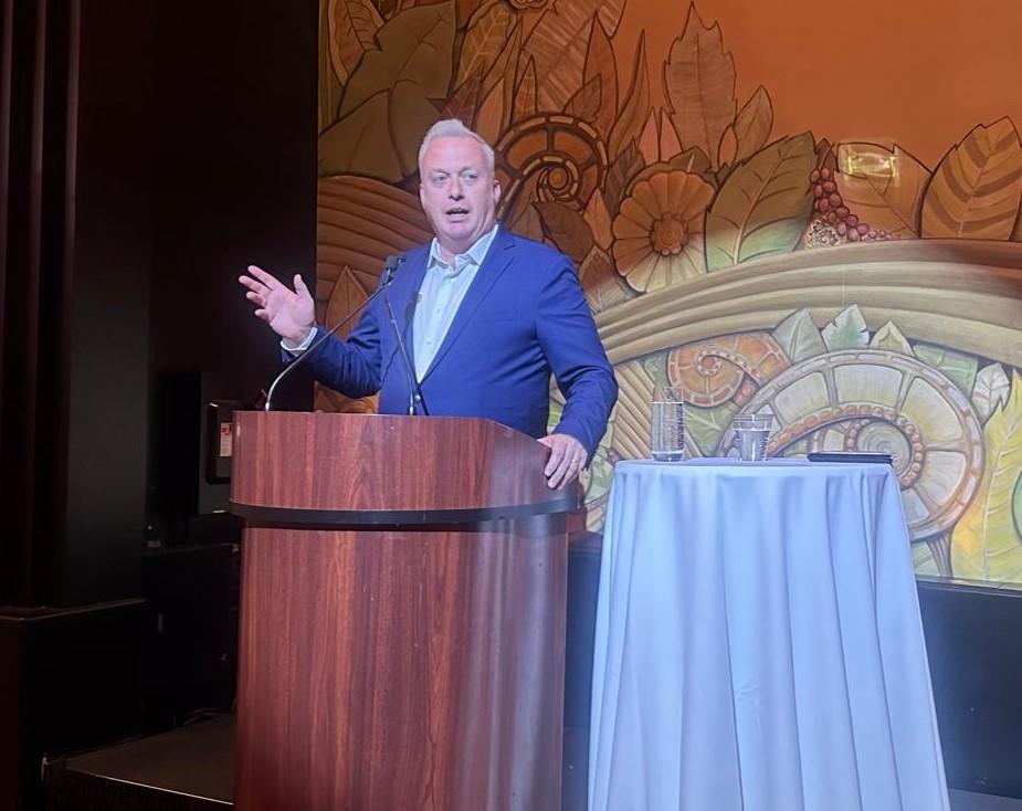 Journalist Brian Lilley speaks at the Justice Centre for Constitutional Freedom's awards ceremony in Toronto on June 13, 2025. (Omid Ghoreishi/The Epoch Times)