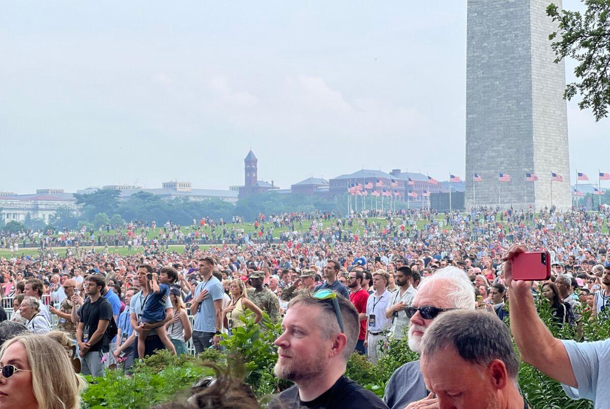 The crowd gathering to celebrate the 250th birthday of the Army in Washington on June 14, 2025. (Epoch Times)
