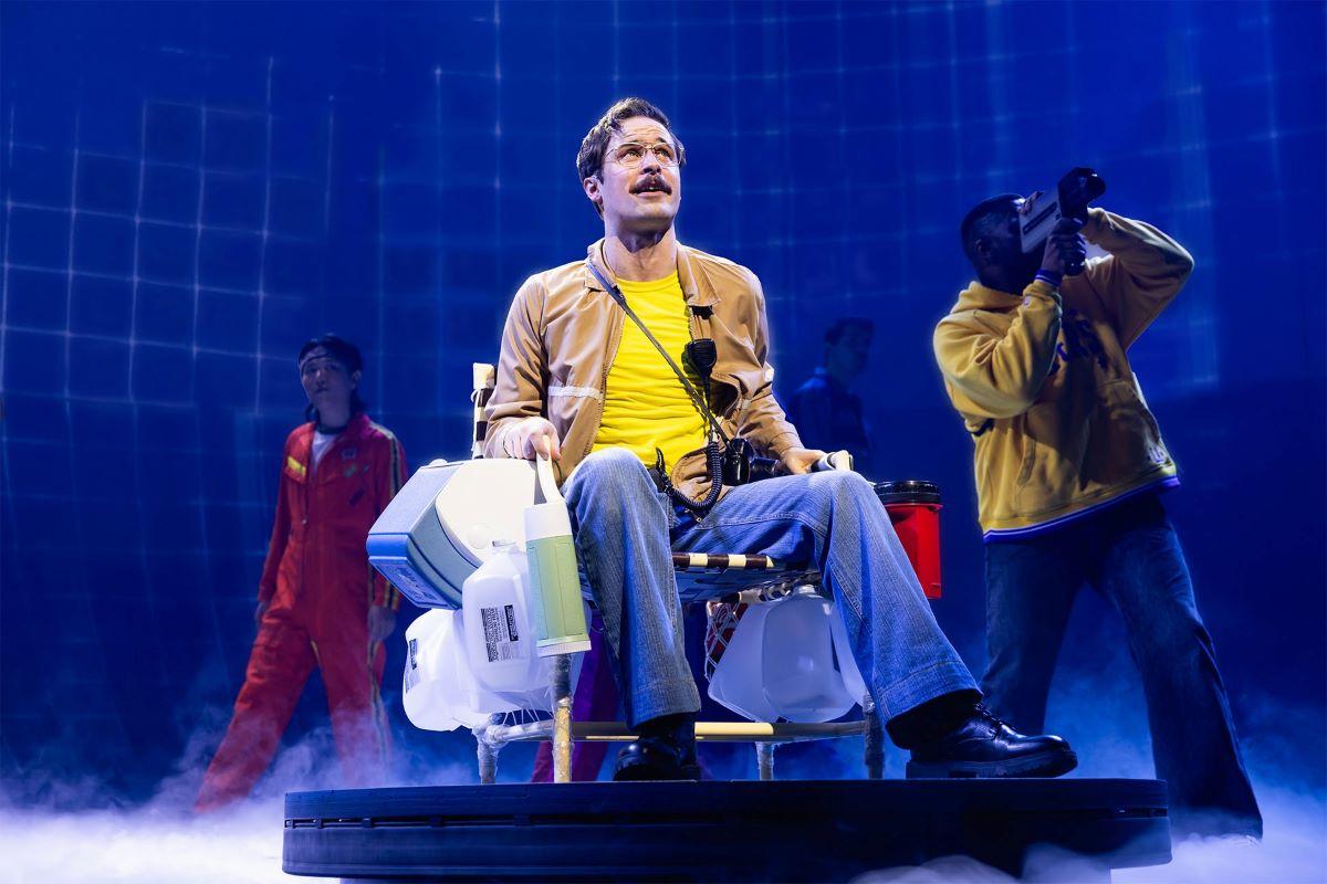 ‘42 Balloons’: A Soaring Musical at Chicago Shakespeare Theater