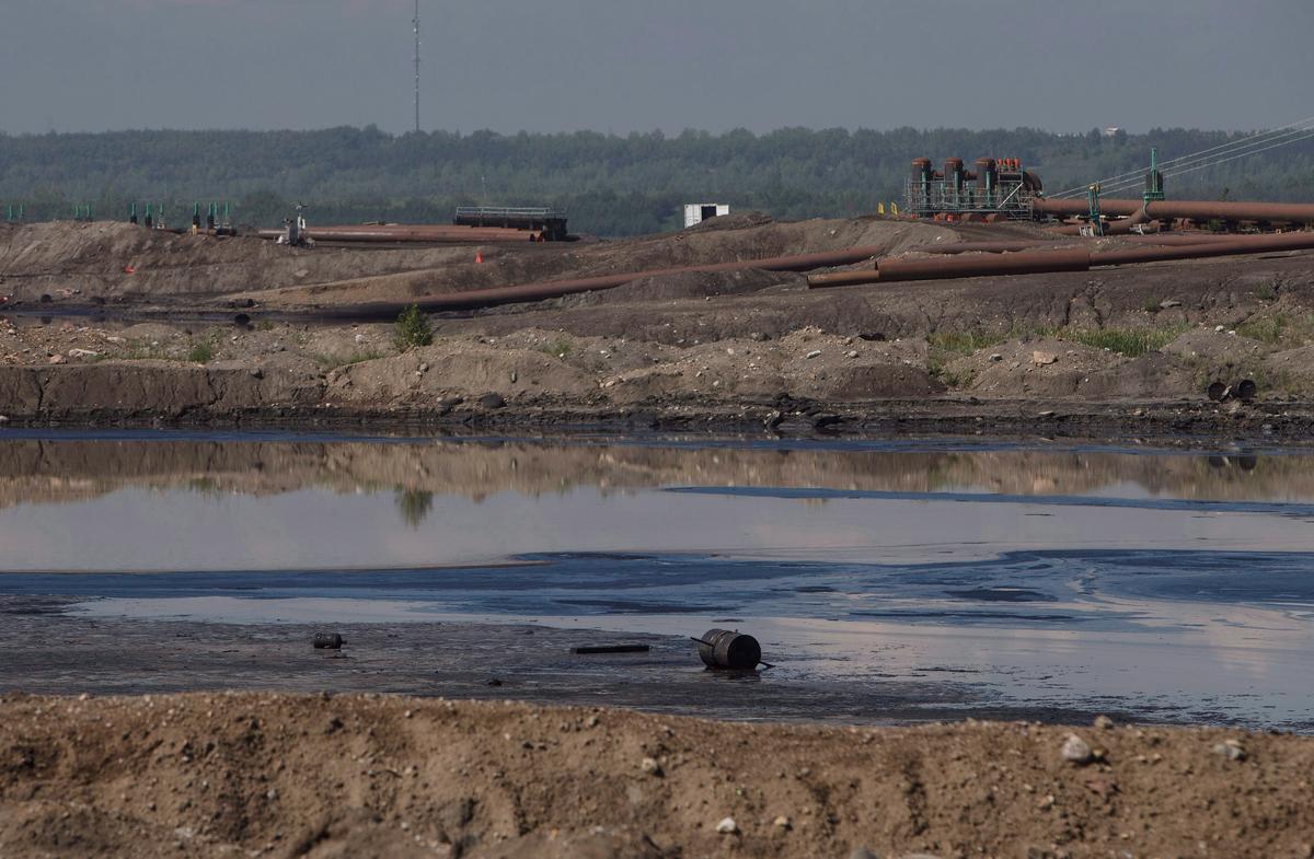 Alberta to Consider Injecting Oil Sands Wastewater Deep Underground