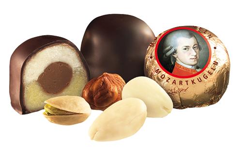 Mozartkugeln are sweet, delicious treats. (<a href="https://commons.wikimedia.org/w/index.php?title=User:Erich73&action=edit&redlink=1">Erich73</a>/<a href="https://creativecommons.org/licenses/by-sa/4.0/deed.en">CC BY-SA 4.0</a>)