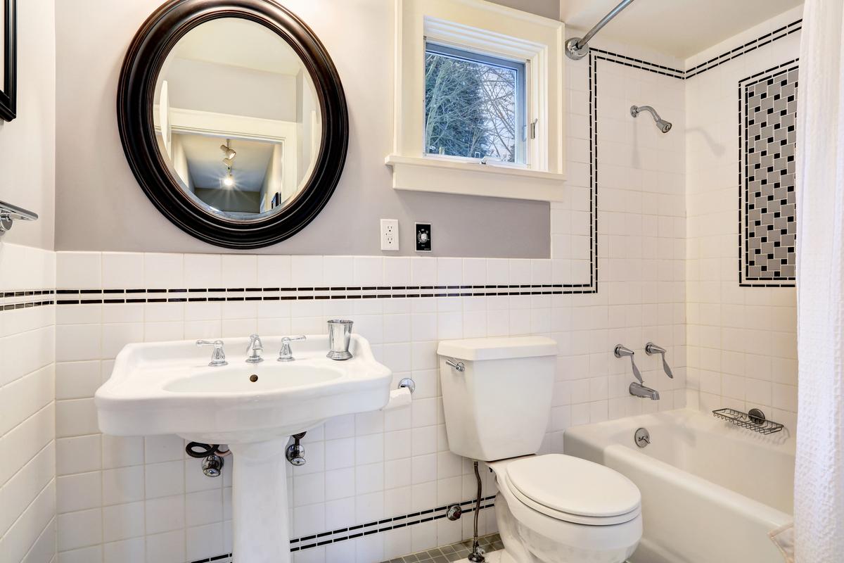Install a Bathroom Sink Stand