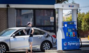 Gas Prices Drag US Consumer Sentiment to Record Low: Survey