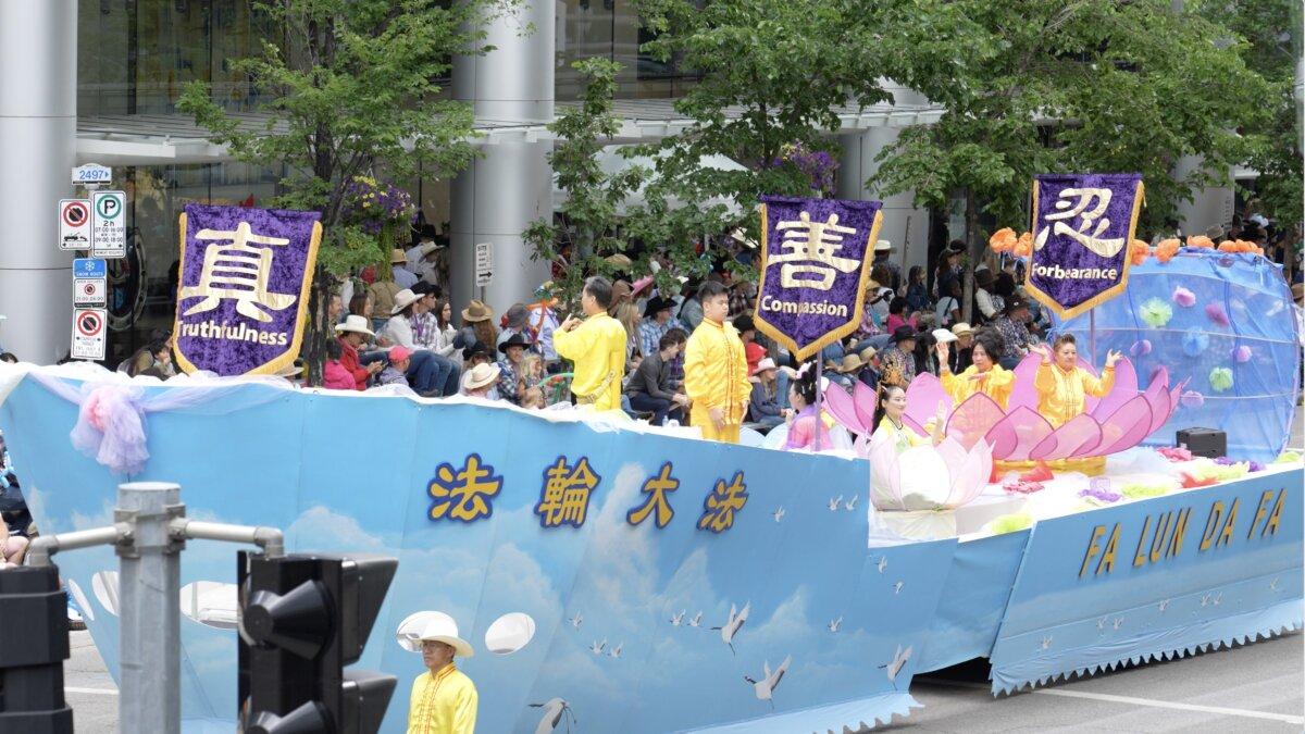 A Falun Dafa float in the Calgary Stampede parade on July 4, 2025. (NTD)