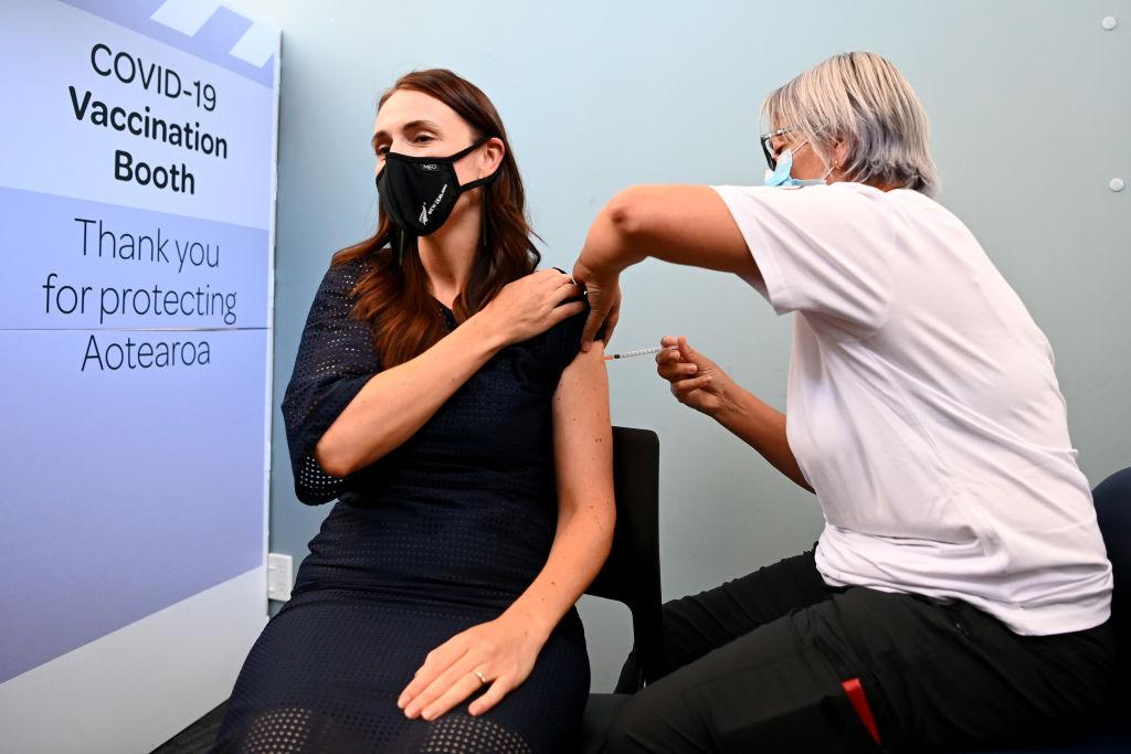New Zealand Prime Minister Jacinda Ardern receives her Pfizer booster vaccination in Auckland, New Zealand, on Jan. 17, 2022. (Hannah Peters/Getty Images)