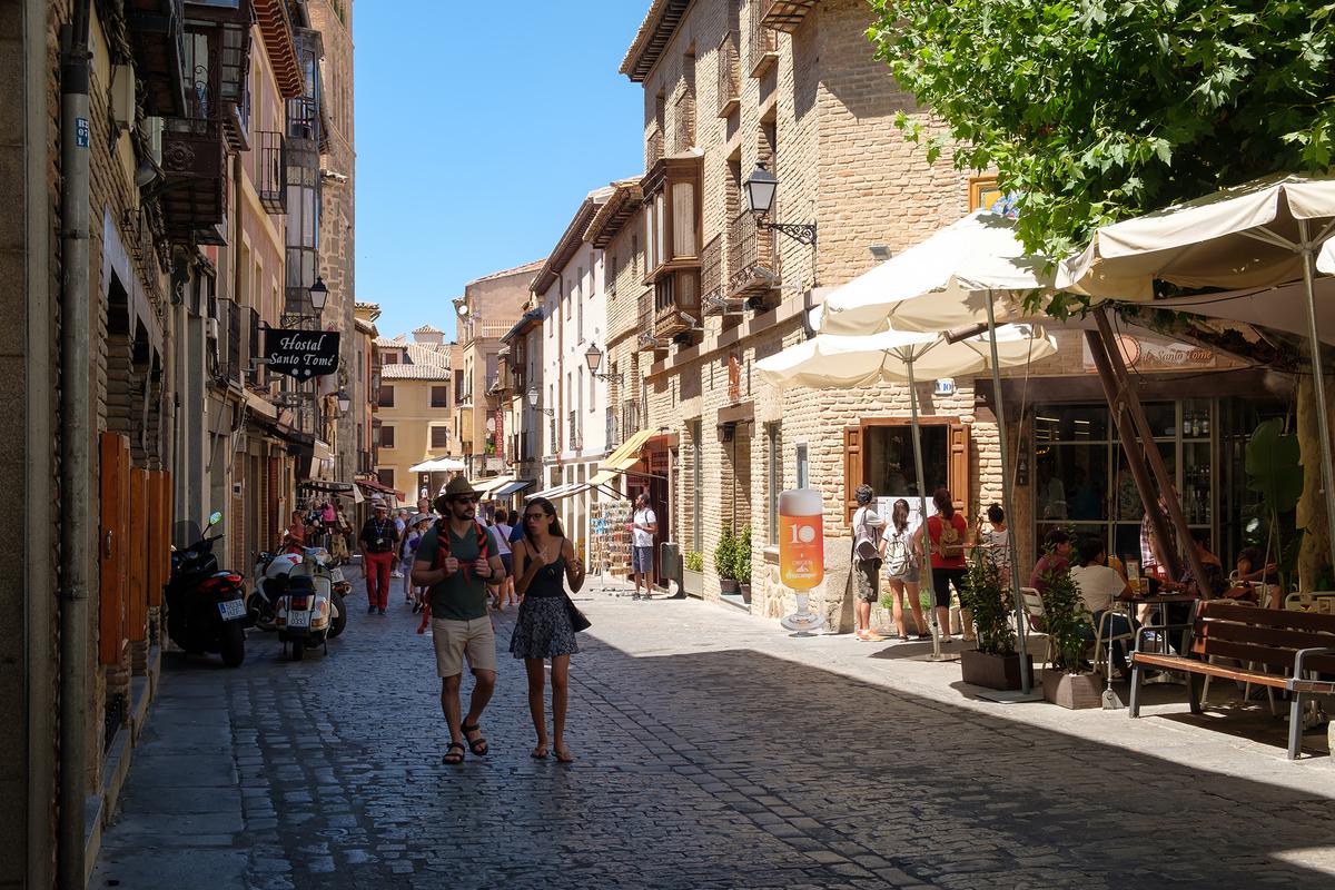 Toledo is known for its walled medieval old town, with its well-preserved architecture and narrow cobblestone streets. (Kamira/Shutterstock)