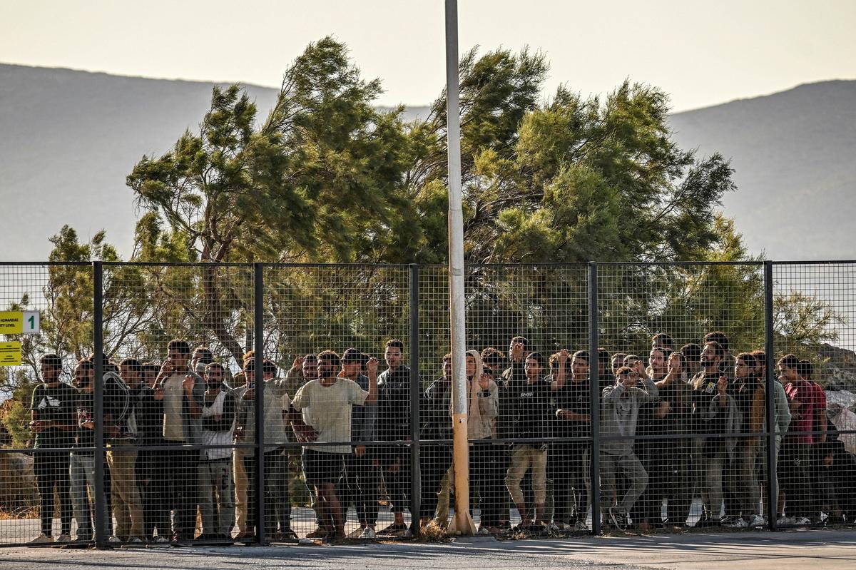 EU Agrees Plan to Send Illegal Immigrants to Return Hubs Outside Bloc