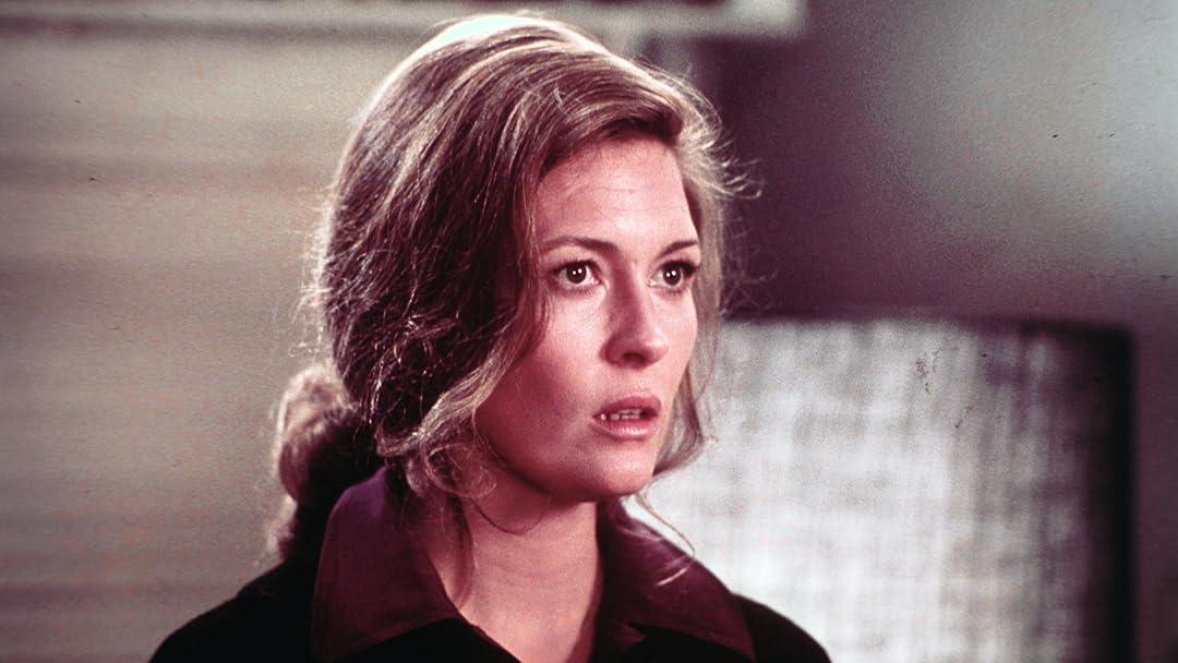 Kathy (Faye Dunaway) becomes a hostage, in "Three Days of the Condor." (Paramount)