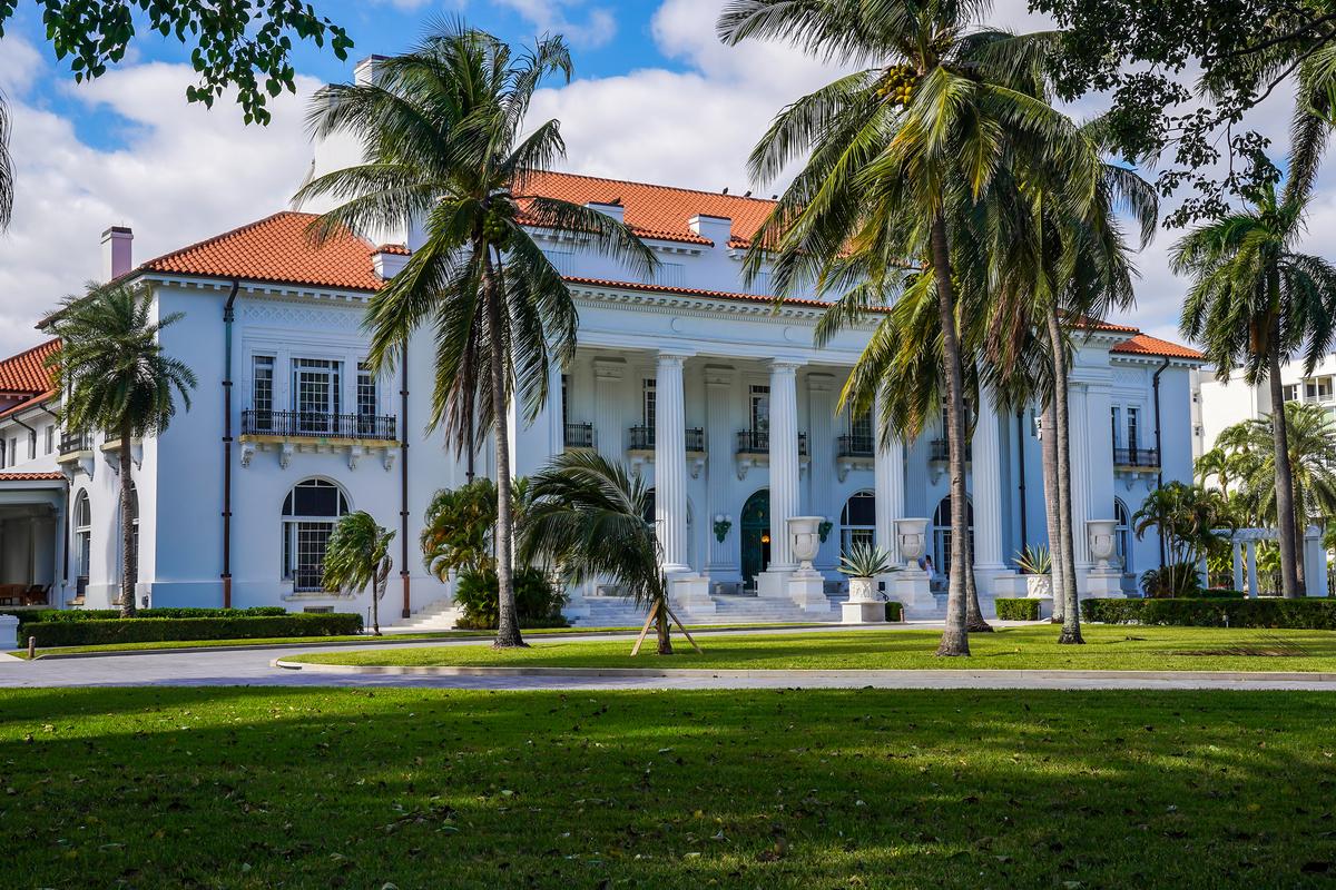 Get to Know Some of America’s Most Remarkable Mansions