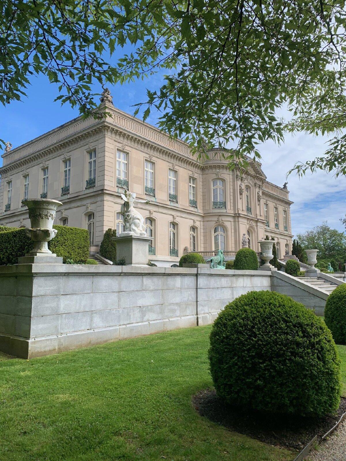 The Elms mansion in Newport, Rhode Island, was completed in 1901 at a cost of approximately $1.4 million. (Sharon Whitley Larsen)