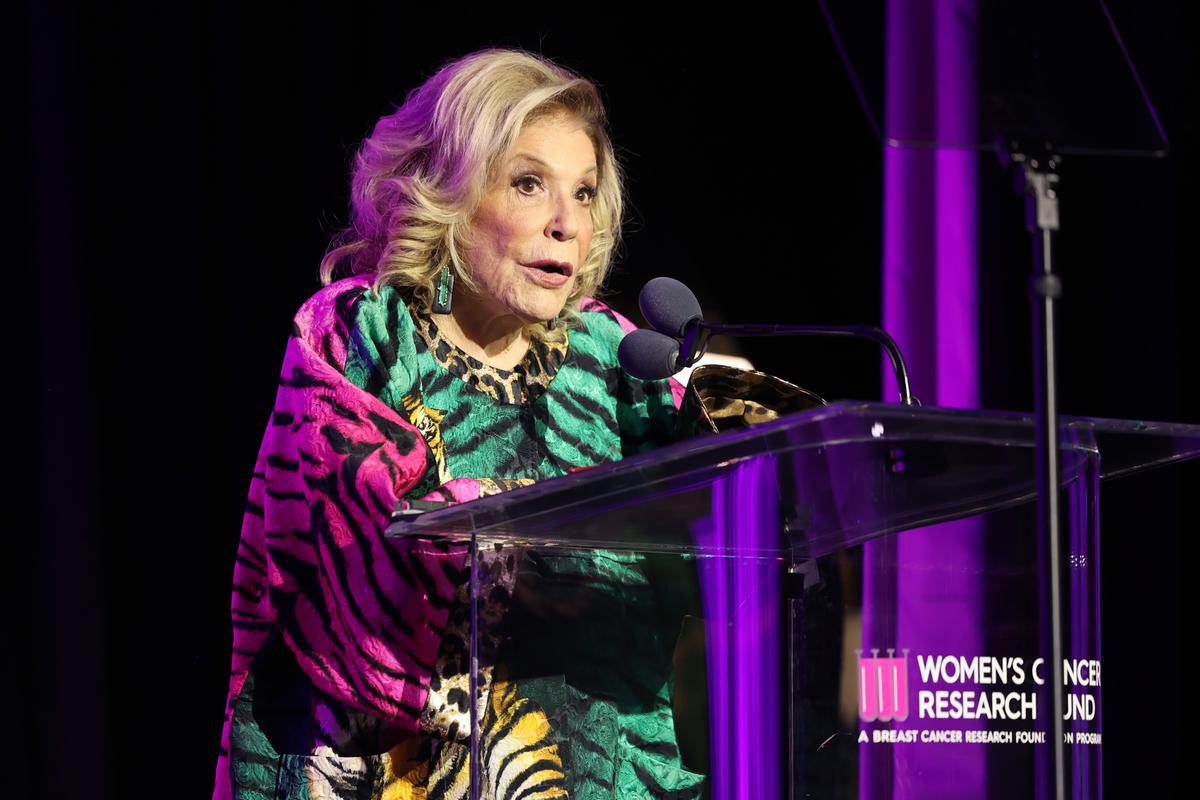 Los Angeles Mourns Death of Philanthropist Wallis Annenberg