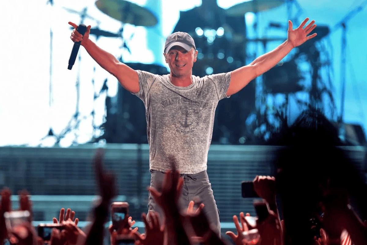 Kenny Chesney Announces Nationwide Tour to Celebrate New Memoir, ‘Heart Life Music’
