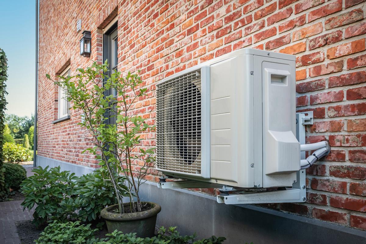 Upgrading old HVAC systems can reduce energy use. (Nancy Pauwels/Shutterstock)