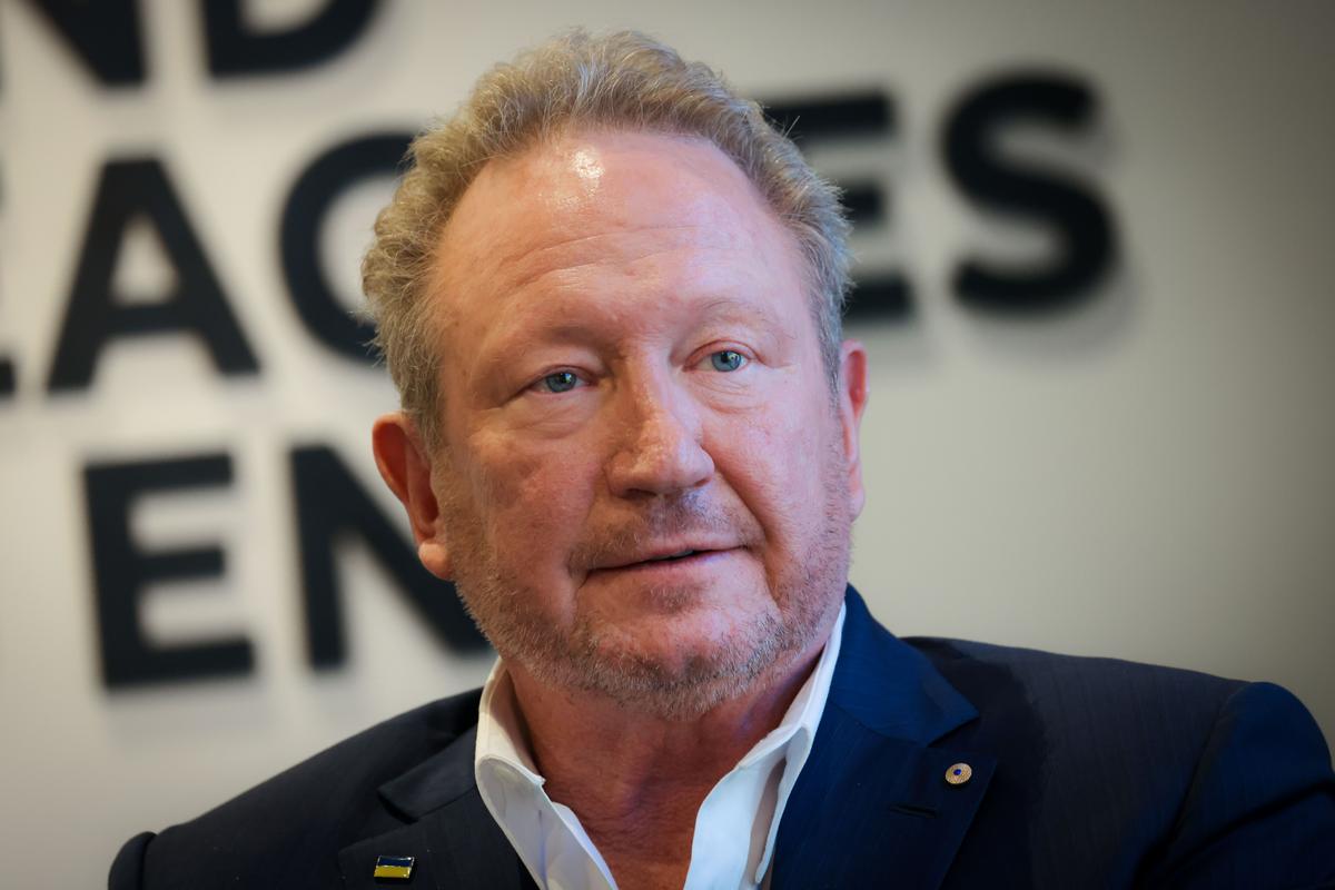 Fortescue Touts China Ties With 1st-Ever Yuan Loan to an Australian Firm