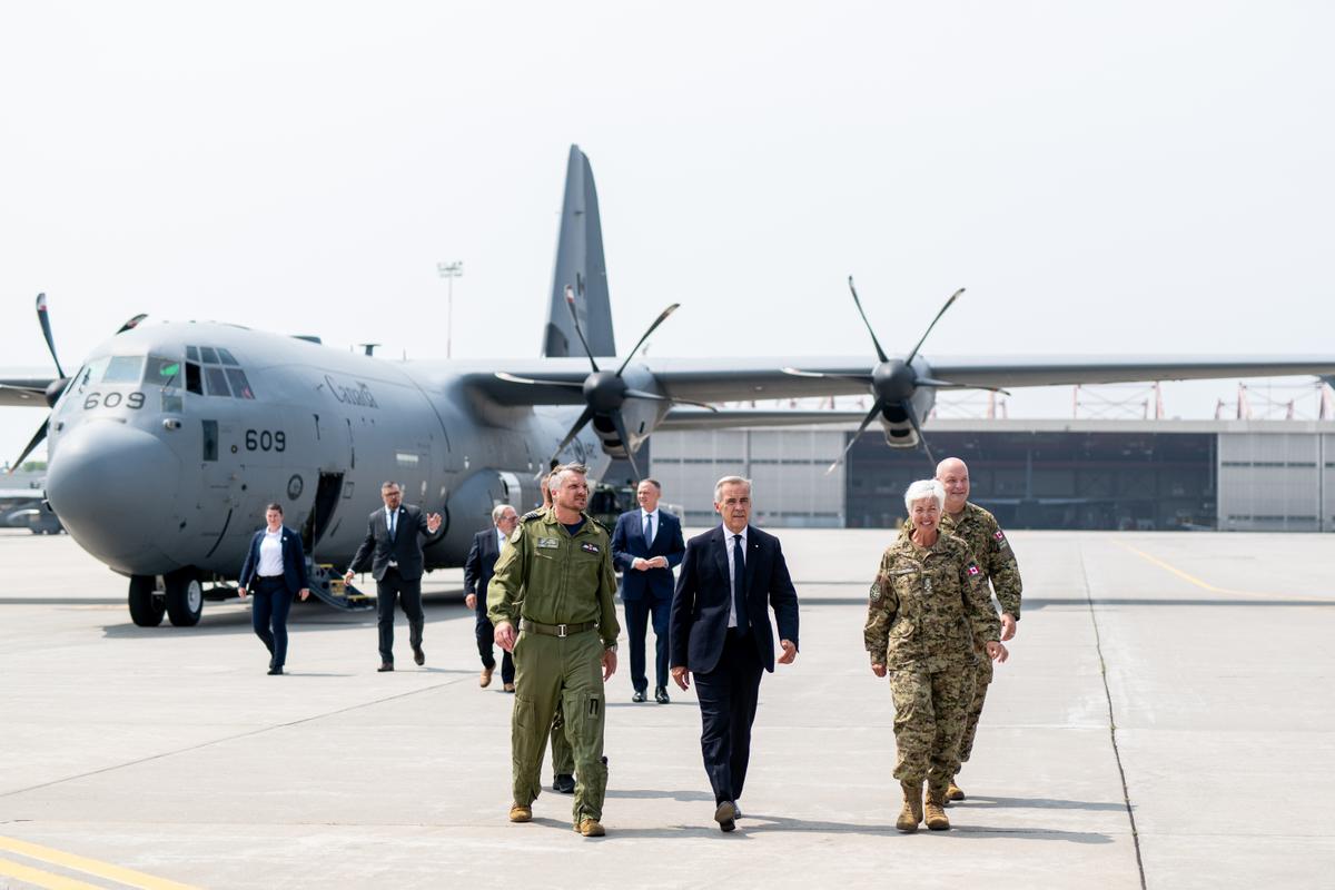 Canadian Military Members to Receive Pay Hike of up to 20 Percent: Carney