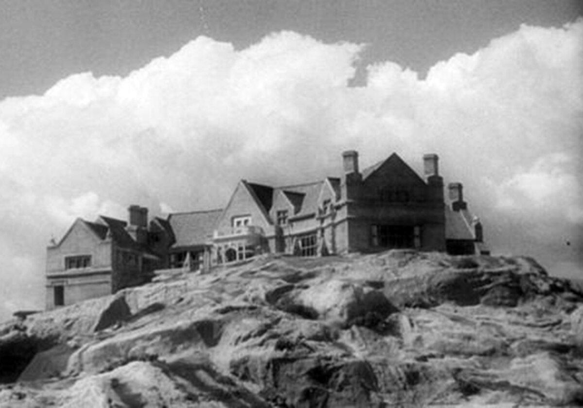This house isn’t creepy at all. Nah. “And Then There Were None.” (GJW+)