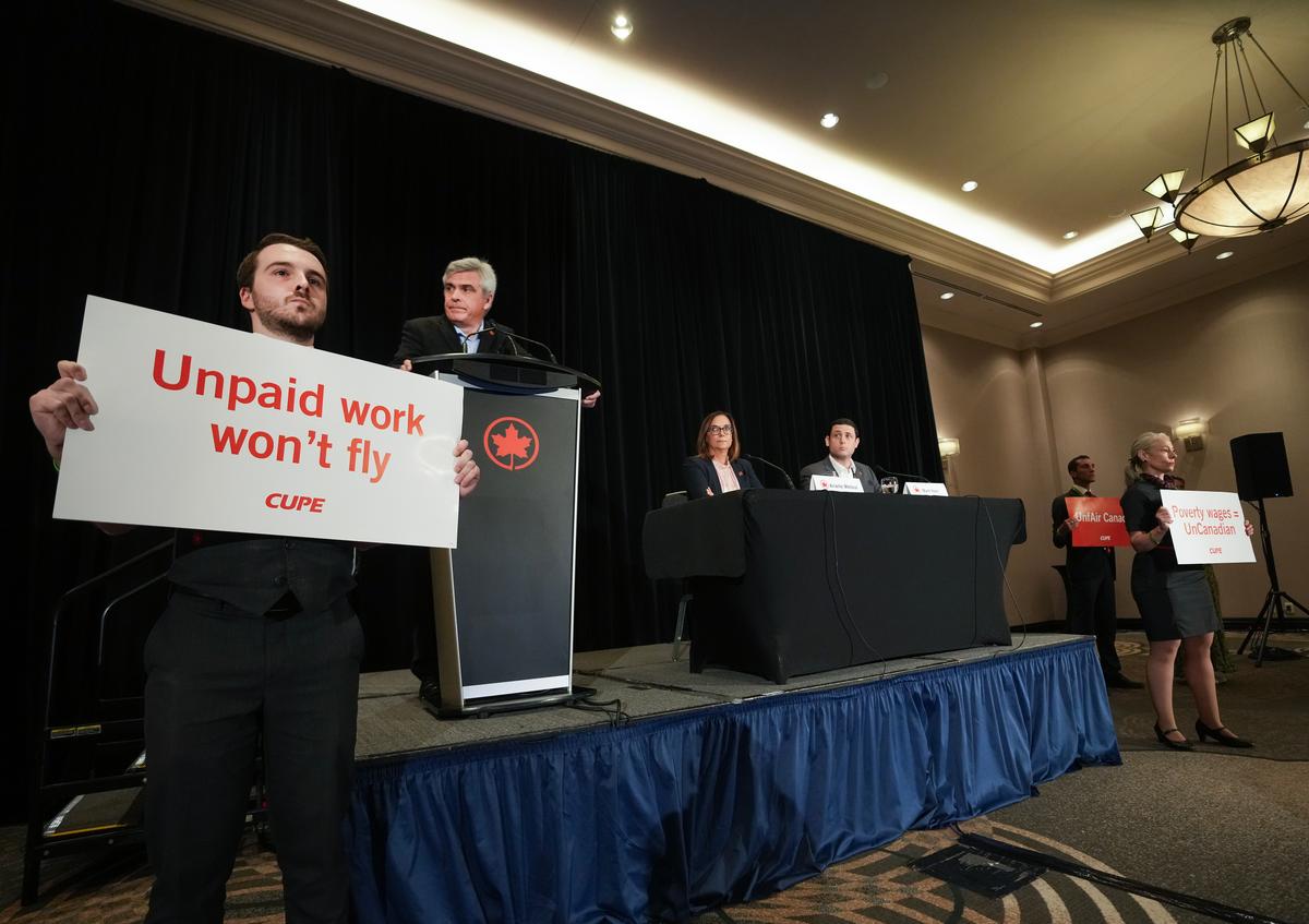 Flight Attendants Union Crashes Air Canada Press Conference as Strike Looms
