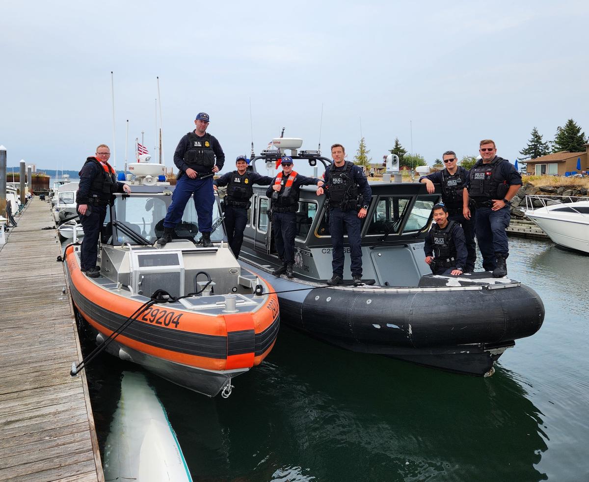 RCMP Help Rescue 12 Kayakers, Including 6 Children, Off Coast of Washington State