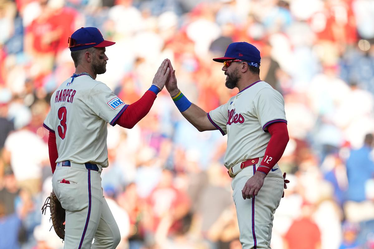 Phillies’ Harper, Schwarber Home Runs Lead March to National League East Flag