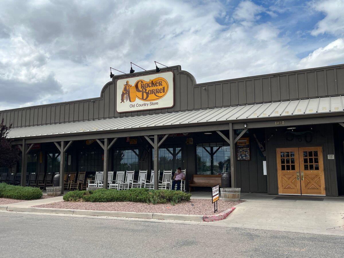 The Cracker Barrel Old Country Store in Gallup, N.M., on Aug. 28, 2025. (Allan Stein/The Epoch Times)