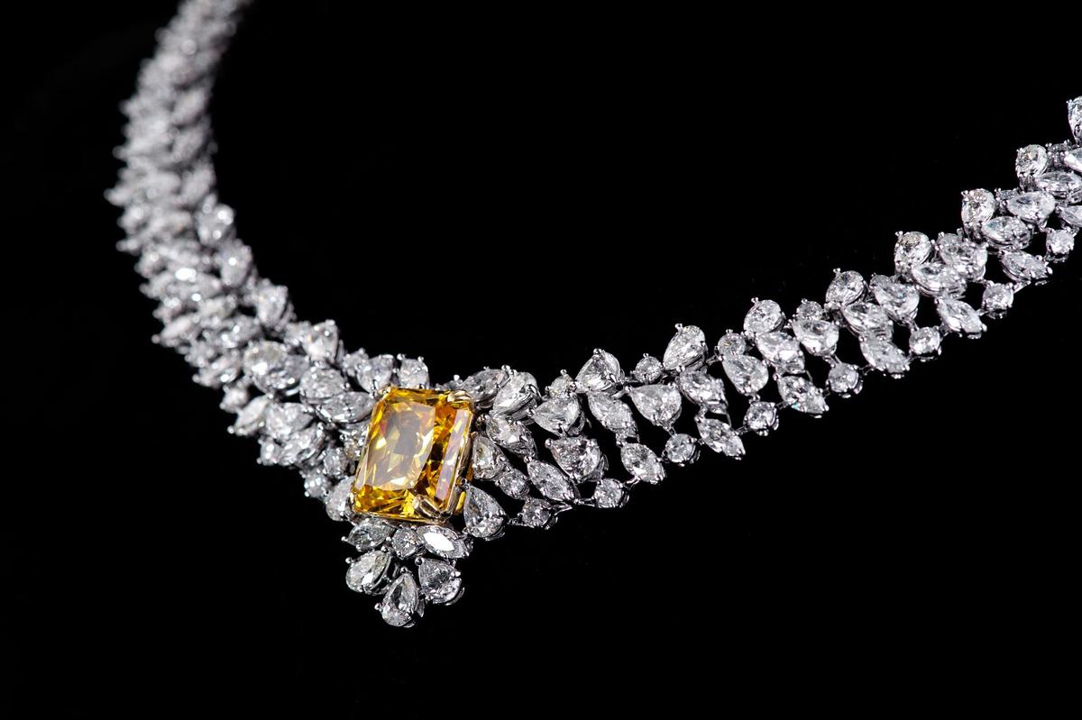Guy de Maupassant’s Short Story ‘The Diamond Necklace’