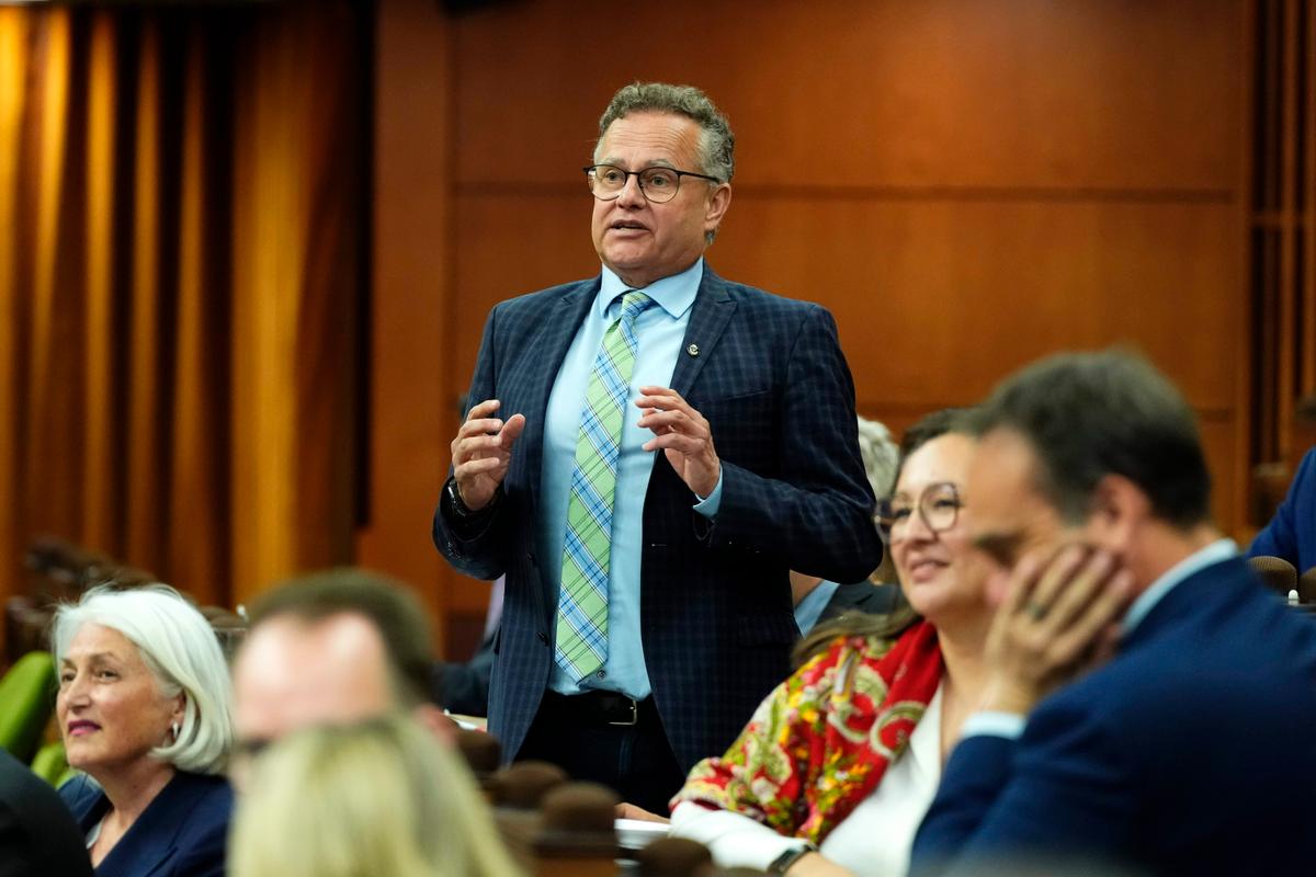 Secretary of State Overseeing CRA Says Agency Has ‘Hit Rock Bottom’