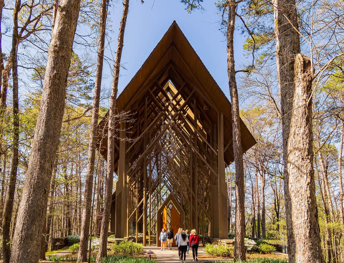 Anthony Chapel at Garvan Woodland Gardens is a popular venue for weddings. (Kit Leong/Shutterstock)