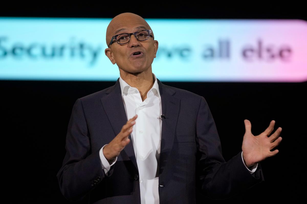 National Defence Using US Cloud Services for ‘Mission Critical’ Applications