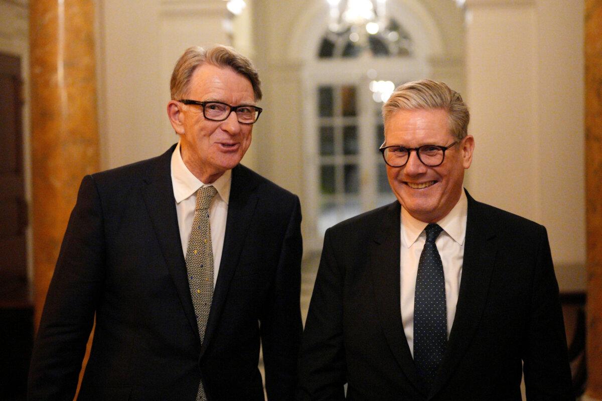 UK Prime Minister Sir Keir Starmer photographed with U.S. Ambassador and Labour grandee Lord Mandelson in an undated file photo. (Carl Court/PA)