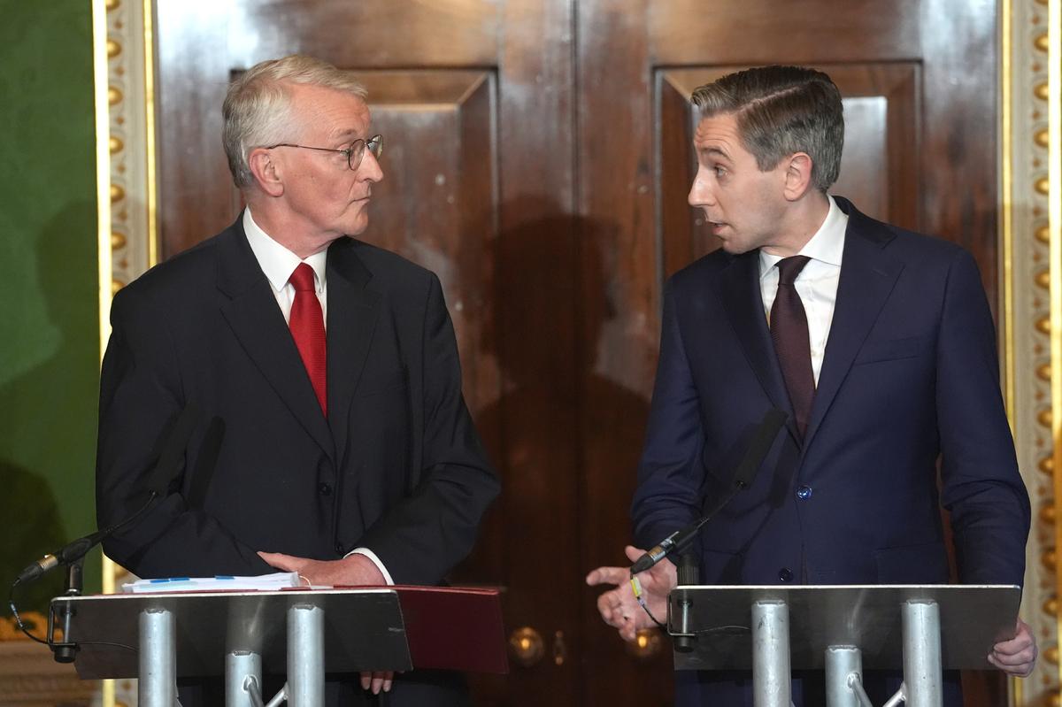 UK and Irish Governments to Publish Framework on Dealing With Legacy of Troubles