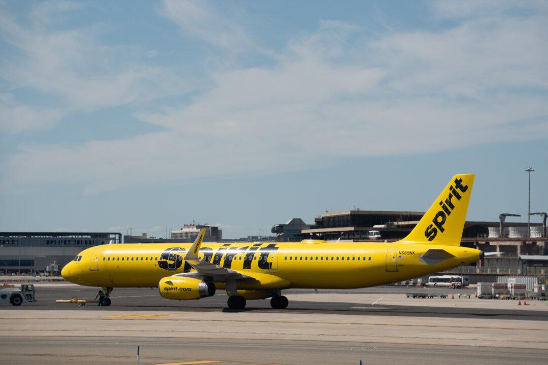 Spirit Airlines Shuts Down After Rescue Efforts Fall Short