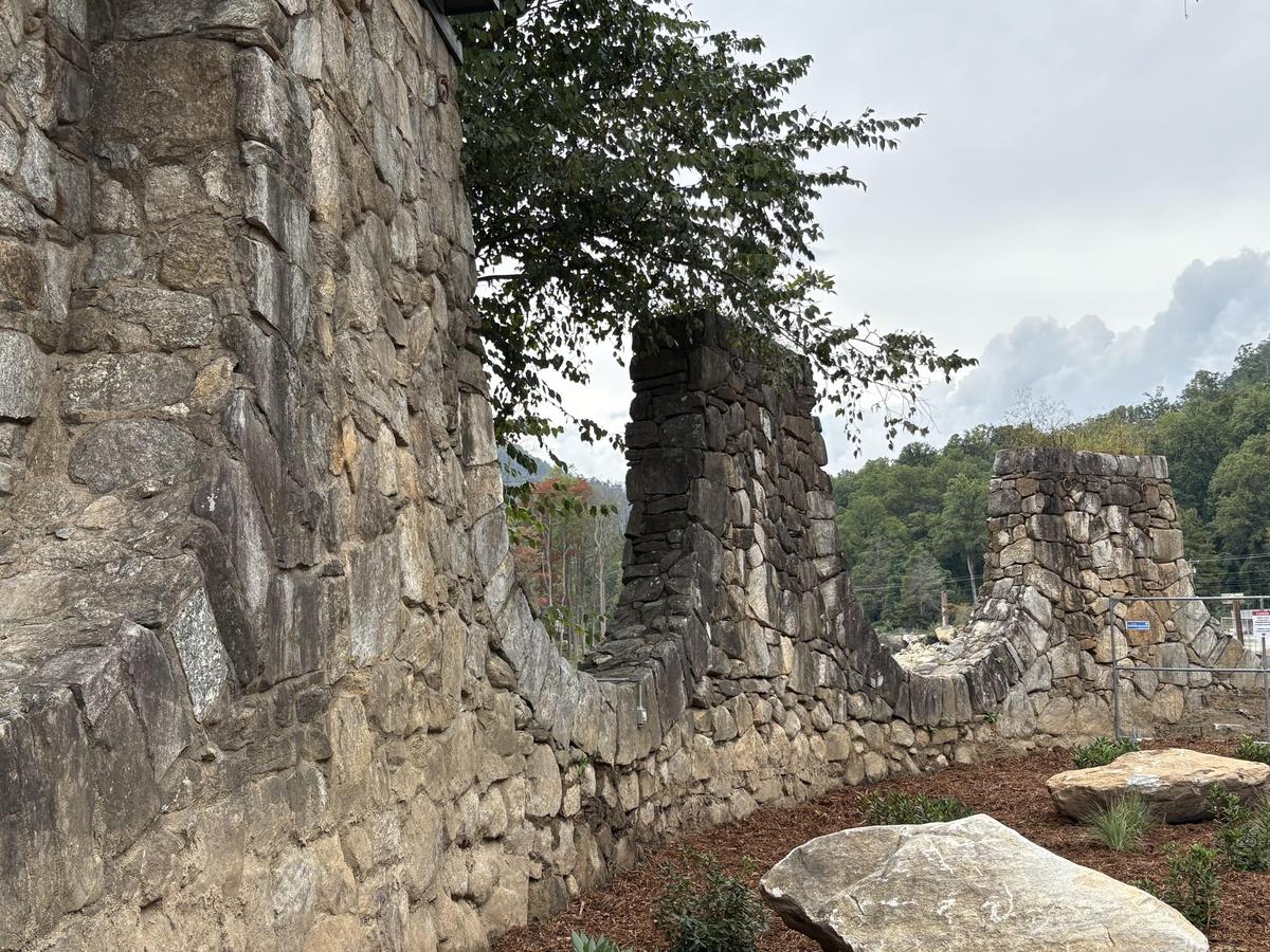 The gatehouse wall at Chimney Rock State Park. (Deena Bouknight)