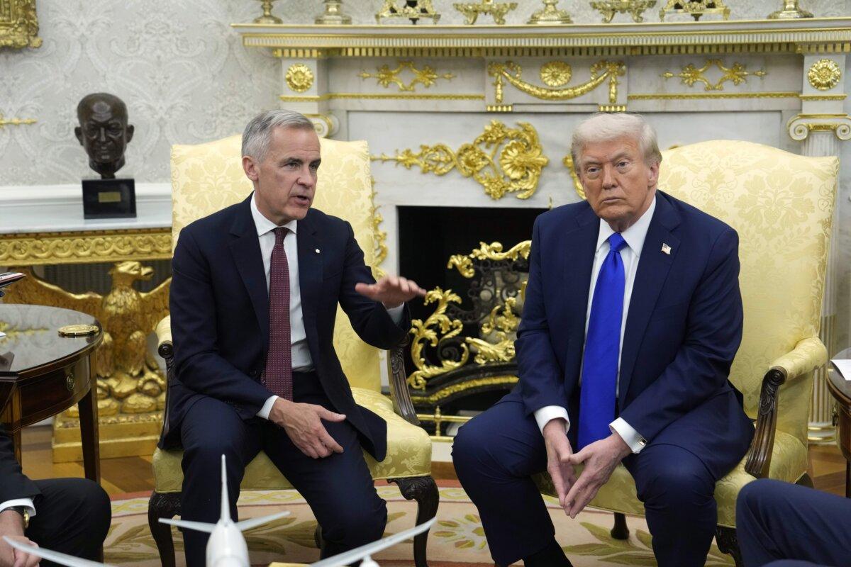 Prime Minister Mark Carney and U.S. President Donald Trump hold a press conference at the White House in Washington, D.C., Oct. 7, 2025. (The Canadian Press/Adrian Wyld)