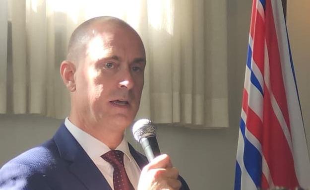 Chris Elston ("Billboard Chris") speaks during an event at the B.C. legislature in Victoria on Oct. 8, 2025. (Paul Rowan Brian/The Epoch Times)