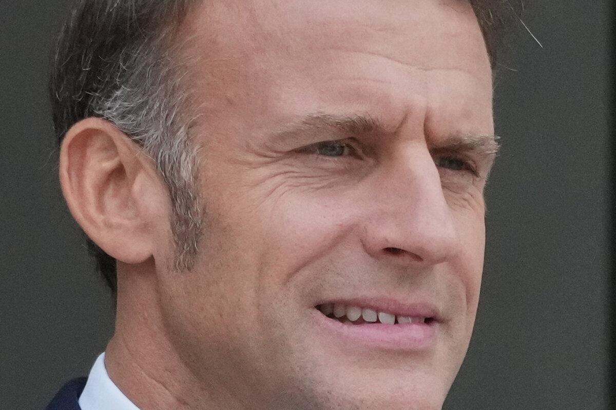 French President Emmanuel Macron waits for Jordan's Crown Prince Hussein at the presidential Élysée Palace in Paris on Oct. 8, 2025. (AP Photo/Michel Euler)