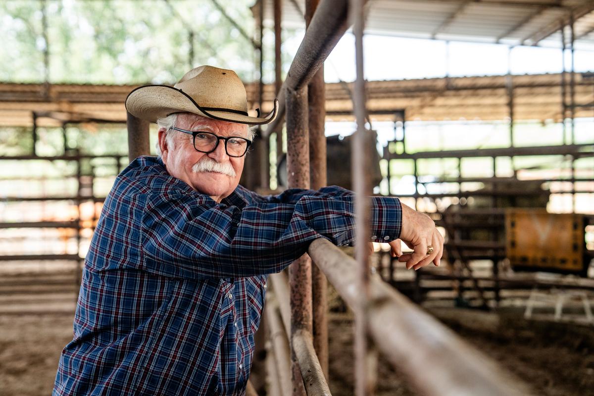 Veterinarian and rancher Michael Vickers at Las Palmas Veterinary Hospital in Falfurrias, Texas, on Oct. 8, 2025. (Samira Bouaou/The Epoch Times)