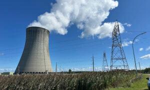 US to Finance 10 Nuclear Reactors With $17.5 Billion in Loans