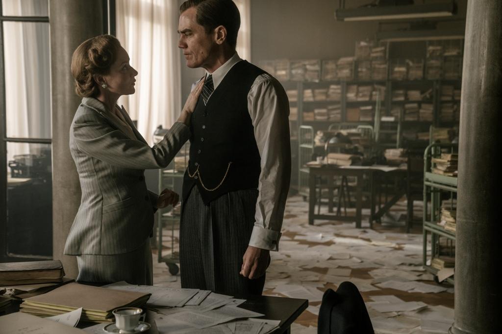 Elsie Douglas (Wrenn Schmidt) and Robert H. Jackson (Michael Shannon), in "Nuremberg." (Scott Garfield/Sony Pictures Classics)