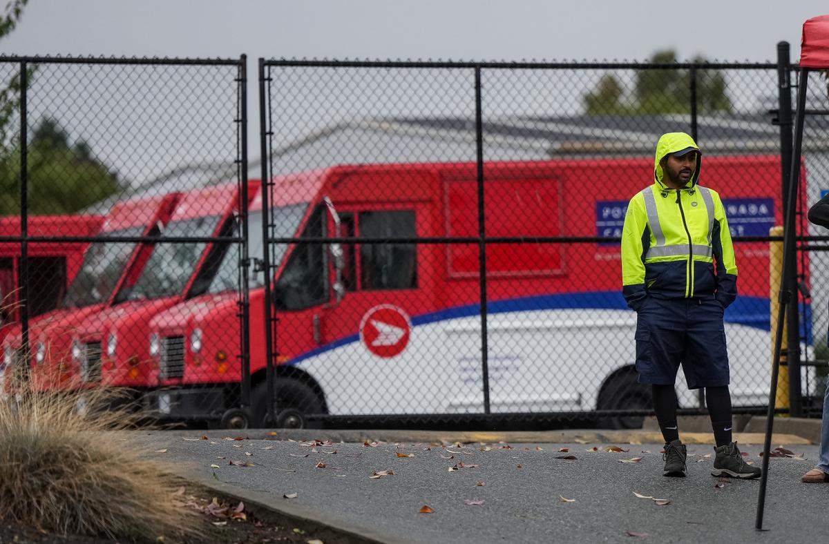 Labour Board Rules Against Canada Post Union Challenge of Back-to-Work Order