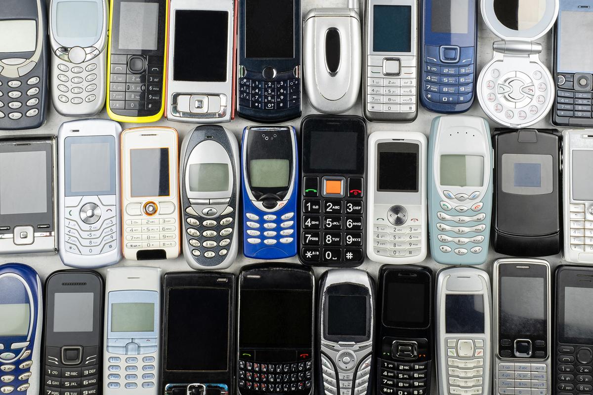 New minimalist phone designs intentionally limit features to encourage healthier tech habits. (ArieStudio/Shutterstock)