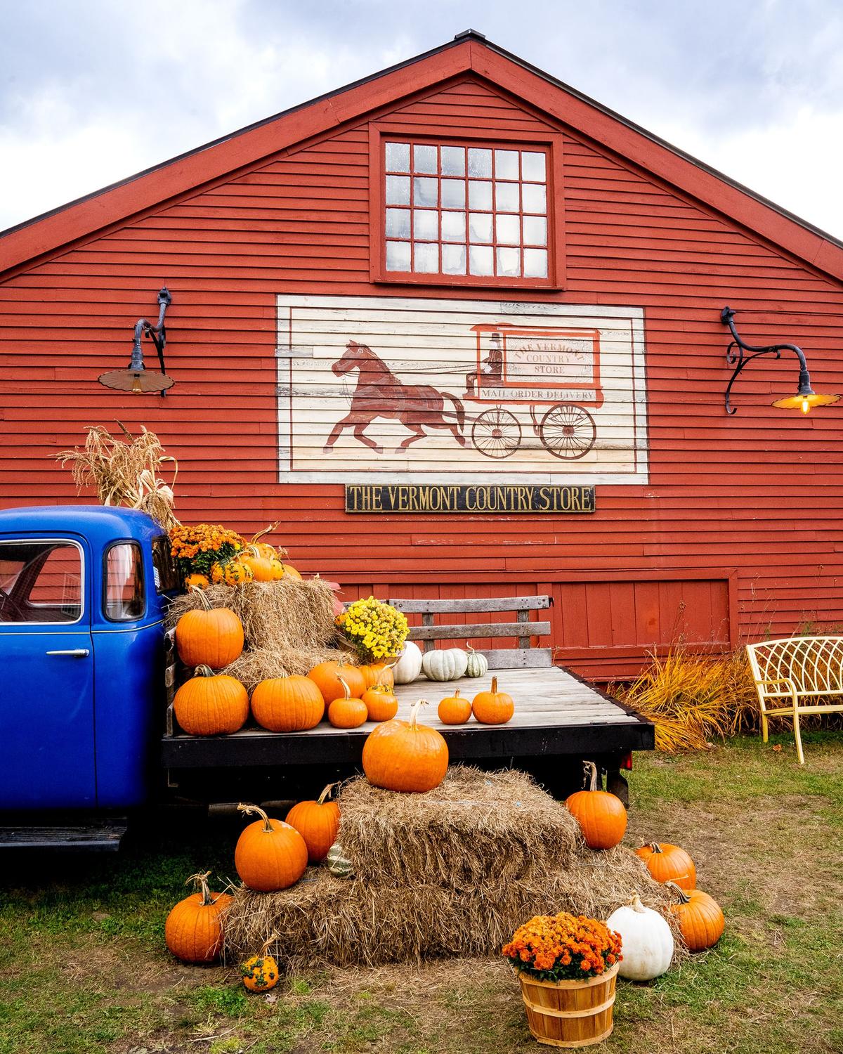 Rooted in the Green Mountains, The Vermont Country Store embodies the rhythms of Vermont life through every season. (Brian Logan Photography/Shutterstock)
