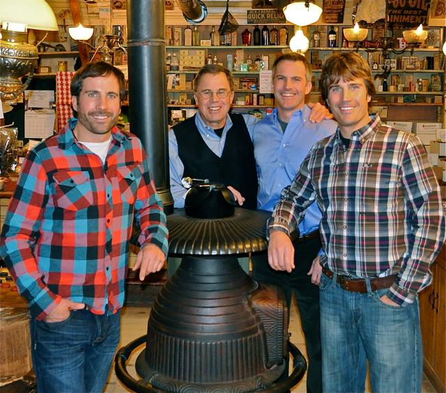 (L–R) Gardner, Lyman, Cabot, and Eliot Orton, 2010. (Zlotytime/CC BY-SA 3.0)