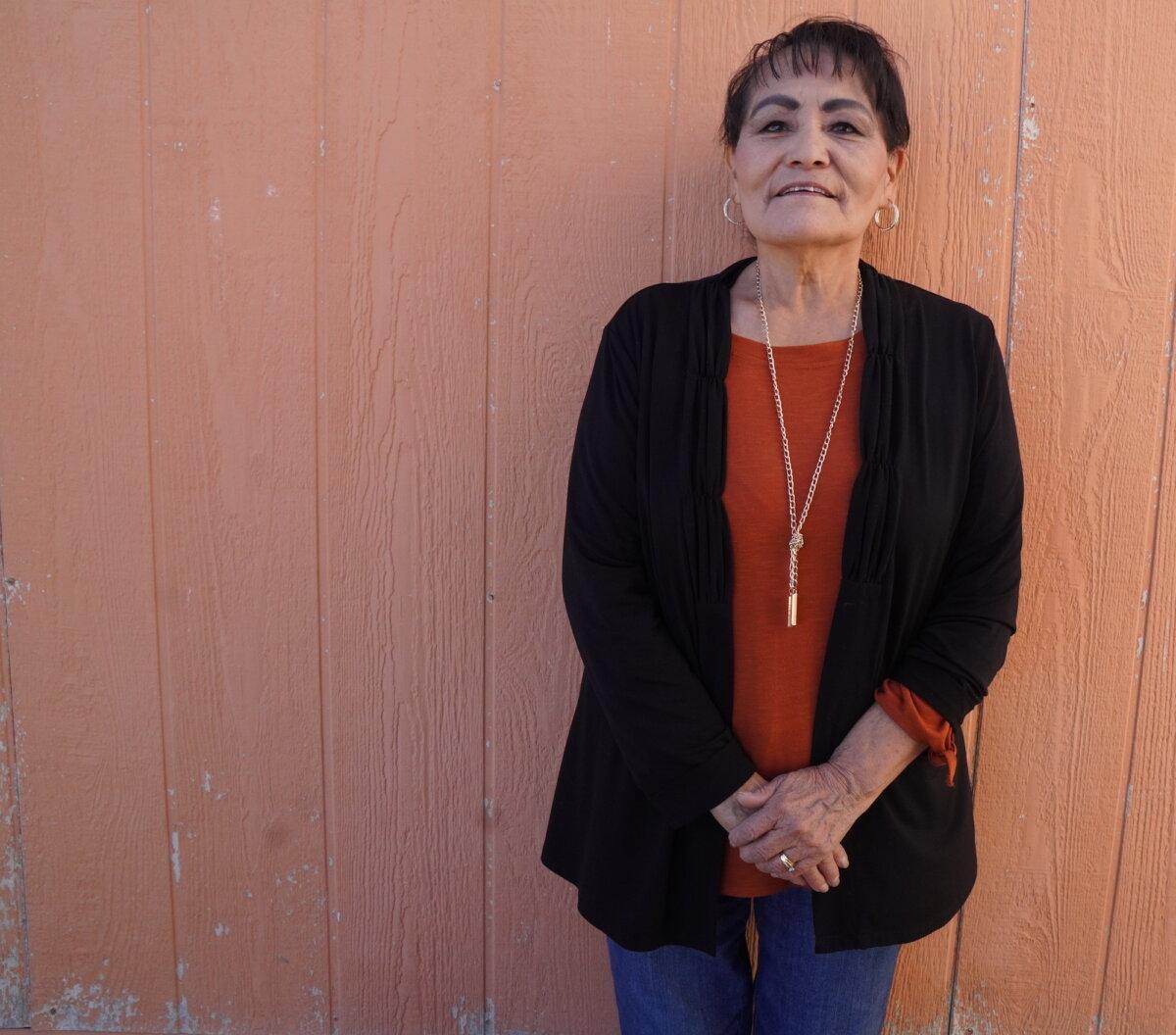 Geneva Silversmith, 69, of Albuquerque, N.M., lost her mother-in-law to respiratory and heart disease on Oct. 29, 2025. The family decided to transport her body themselves and save on funeral costs. (Allan Stein/The Epoch Times)