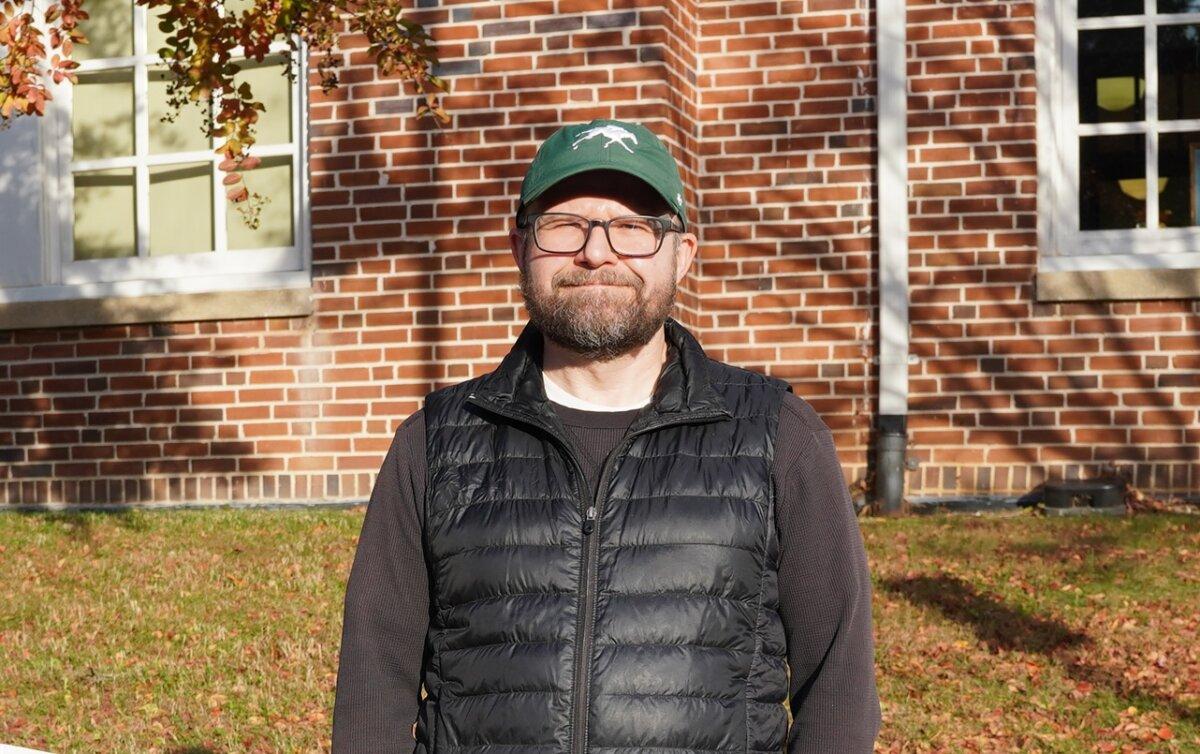 Drew Saunders, a voter of Loudoun County, in Purcellville, Va., on Nov. 1, 2025. (Terri Wu/The Epoch Times)