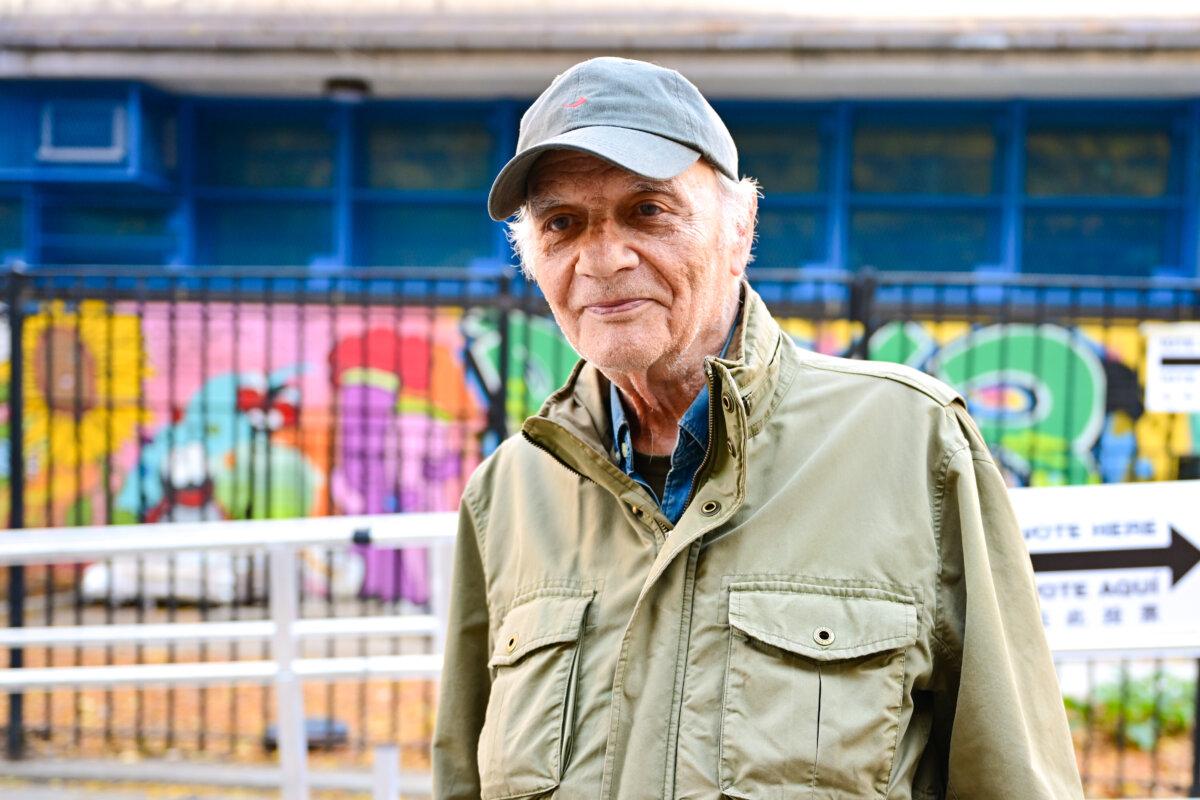Steve Fajen, 85, after voting in the mayoral election in New York City on Nov. 4, 2025. (Adhiraj Chakrabarti for The Epoch Times)